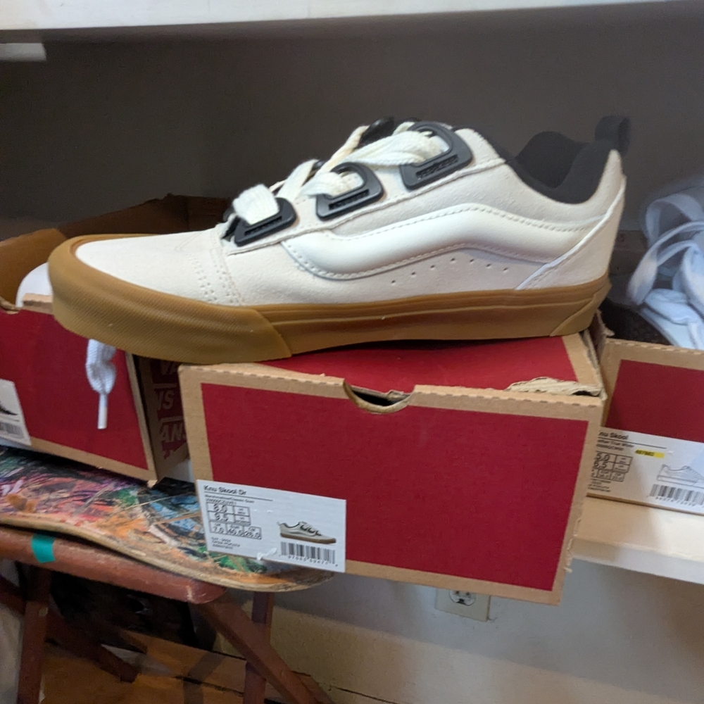 Vans Kids Cream and Brown Sneakers